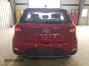 ✅ 2022 Hyundai Venue SE • VIN: KMHRB8A38NU197522 • Lot: 46924235. Wystawiony na Copart z przebiegiem 26 570 mil. Bezpłatny archiwum sprzedaży aukcyjnych z USA i szczegółowy raport historii pojazdu na DreamBid. Zdjęcie 6.