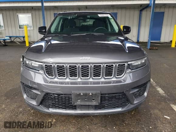 2023 Jeep Grand Cherokee Altitude X with VIN 1C4RJHAGXPC578615, listed as a Copart auction lot 86881694 with 33,853 mi miles and Salvage title. Bid and sale history available at DreamBid. Image 5.
