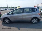 ✅ 2009 Honda Fit • VIN: JHMGE88219S008371 • Лот: 43083790. Опубликован ранее на IAAI с пробегом 192 723 миль. Бесплатный доступ к архиву аукционных продаж из США и подробный отчёт об истории автомобиля на DreamBid. Изображение 14.