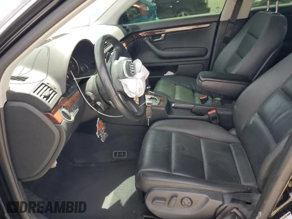 ✅ 2008 Audi A4 3.2L • VIN: WAUDH78EX8A149909 • Lot: 54672585. Wystawiony na Copart z przebiegiem 72 347 mil. Bezpłatny archiwum sprzedaży aukcyjnych z USA i szczegółowy raport historii pojazdu na DreamBid. Zdjęcie 7.