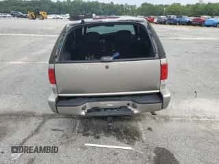 2004 Chevrolet Blazer LS z VIN 1GNCS18X74K157511, wystawiony jako Copart lot #65042754 z przebiegiem Nie podano mil oraz Nie do naprawy • Non repairable. Historia ofert i sprzedaży dostępna na DreamBid. Obrazek 6.