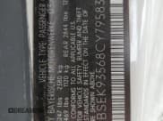 ✅ 2008 BMW 6 Series M6 • VIN: WBSEK93568CY79583 • Lot: 58226955. Wystawiony na Copart z przebiegiem 102 387 mil. Bezpłatny archiwum sprzedaży aukcyjnych z USA i szczegółowy raport historii pojazdu na DreamBid. Zdjęcie 12.