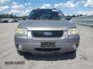 ✅ 2007 Ford Escape Hybrid • VIN: 1FMCU49H07KB60889 • Lot: 71118925. Wystawiony na Copart z przebiegiem 99 990 mil. Bezpłatny archiwum sprzedaży aukcyjnych z USA i szczegółowy raport historii pojazdu na DreamBid. Zdjęcie 5.
