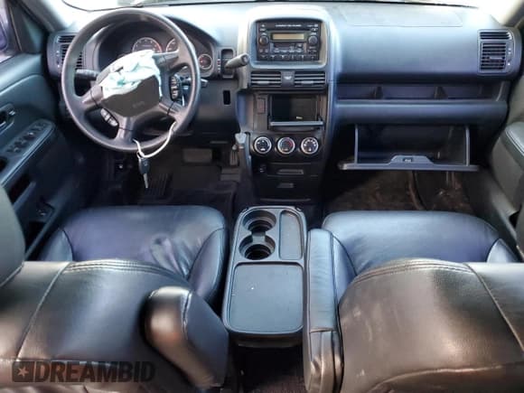 ✅ 2006 Honda CR-V EX • VIN: JHLRD78816C010366 • Lot: 92760145. Wystawiony na Copart z przebiegiem Nie podano. Bezpłatny archiwum sprzedaży aukcyjnych z USA i szczegółowy raport historii pojazdu na DreamBid. Zdjęcie 8.