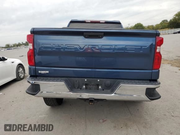 ✅ 2019 Chevrolet Silverado 1500 LT • VIN: 1GCRYDED4KZ327308 • Lot: 69249934. Wystawiony na Copart z przebiegiem 87 439 mil. Bezpłatny archiwum sprzedaży aukcyjnych z USA i szczegółowy raport historii pojazdu na DreamBid. Zdjęcie 6.