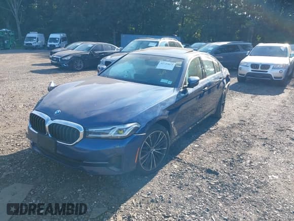 ✅ 2022 BMW 5 Series 540i xDrive • VIN: WBA73BJ01NWX54655 • Lot: 42723075. Listed on IAAI with 51,687 mi. Free auction sales archive from the USA and detailed vehicle history report at DreamBid. Image 2.