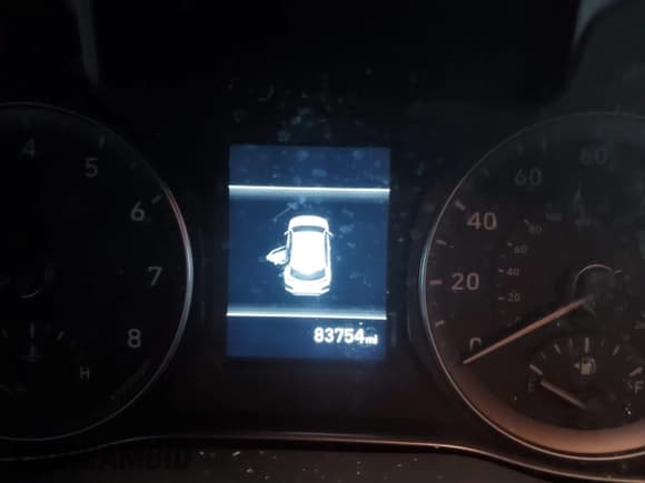 ✅ 2020 Hyundai Kona Essential • VIN: KM8K1CAA4LU487307 • Лот: 41006755. Опубликован ранее на IAAI с пробегом 83 754 миль. Бесплатный доступ к архиву аукционных продаж из США и подробный отчёт об истории автомобиля на DreamBid. Изображение 15.