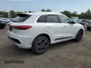 ✅ 2025 Audi Q5 • VIN: WA11AAGU9S2027165 • Лот: 65551755. Опубликован ранее на Copart с пробегом 1 028 миль. Бесплатный доступ к архиву аукционных продаж из США и подробный отчёт об истории автомобиля на DreamBid. Изображение 3.