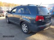 ✅ 2012 Kia Sorento LX • VIN: 5XYKTCA64CG208093 • Лот: 43602711. Опубликован ранее на IAAI с пробегом 125 111 миль. Бесплатный доступ к архиву аукционных продаж из США и подробный отчёт об истории автомобиля на DreamBid. Изображение 3.
