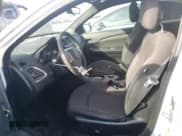 ✅ 2011 Dodge Avenger Mainstreet • VIN: 1B3BD1FB0BN593426 • Лот: 42881044. Опубликован ранее на Copart с пробегом 198 308 миль. Бесплатный доступ к архиву аукционных продаж из США и подробный отчёт об истории автомобиля на DreamBid. Изображение 7.