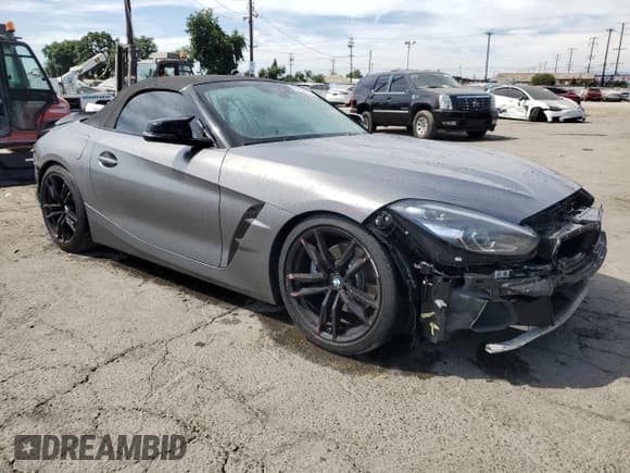 ✅ 2019 BMW Z4 sDrive30i • VIN: WBAHF3C54KWW47220 • Lot: 70134825. Listed on Copart with 74,576 mi. Free auction sales archive from the USA and detailed vehicle history report at DreamBid. Image 4.