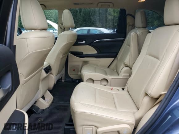 ✅ 2014 Toyota Highlander Limited • VIN: 5TDDCRFH3ES006258 • Лот: 68360505. Опубликован ранее на Copart с пробегом 203 274 миль. Бесплатный доступ к архиву аукционных продаж из США и подробный отчёт об истории автомобиля на DreamBid. Изображение 11.