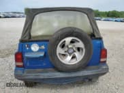 ✅ 1993 Geo Tracker • VIN: 2CNBJ18UXP6921660 • Лот: 58027275. Опубликован ранее на Copart с пробегом 64 349 миль. Бесплатный доступ к архиву аукционных продаж из США и подробный отчёт об истории автомобиля на DreamBid. Изображение 6.