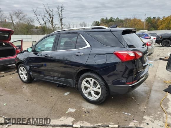 ✅ 2020 Chevrolet Equinox Premier • VIN: 2GNAXNEV8L6179022 • Lot: 91294675. Wystawiony na Copart z przebiegiem 149 086 mil. Bezpłatny archiwum sprzedaży aukcyjnych z USA i szczegółowy raport historii pojazdu na DreamBid. Zdjęcie 2.