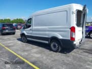 ✅ 2019 Ford Transit • VIN: 1FTYE1CM1KKA05322 • Lot: 43040678. Wystawiony na IAAI z przebiegiem 79 266 mil. Bezpłatny archiwum sprzedaży aukcyjnych z USA i szczegółowy raport historii pojazdu na DreamBid. Zdjęcie 3.