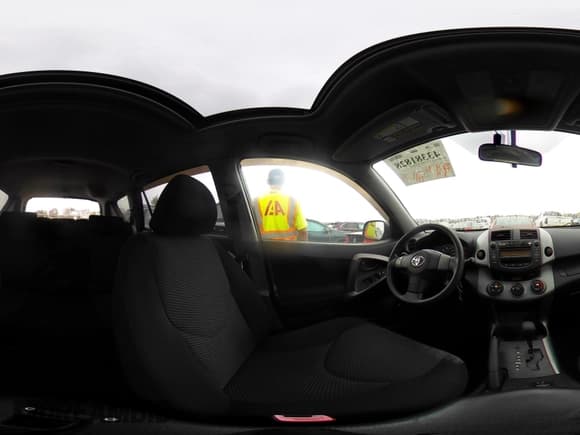 ✅ 2006 Toyota RAV4 Sport • VIN: JTMBD32V066003722 • Lot: 43381828. Listed on IAAI with 166,155 mi. Free auction sales archive from the USA and detailed vehicle history report at DreamBid. Image 19.