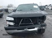 ✅ 2006 Chevrolet Silverado 2500HD LT3 • VIN: 1GCHK23U96F135779 • Lot: 43832475. Wystawiony na IAAI z przebiegiem Nie podano. Bezpłatny archiwum sprzedaży aukcyjnych z USA i szczegółowy raport historii pojazdu na DreamBid. Zdjęcie 12.