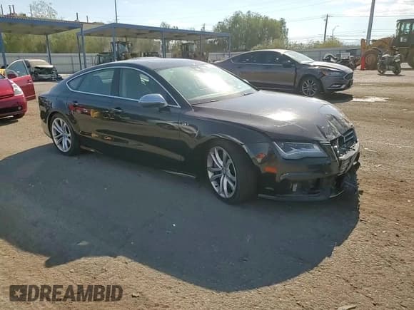✅ 2014 Audi S7 Prestige • VIN: WAUW2AFC5EN005147 • Lot: 69822734. Listed on Copart with 111,484 mi. Free auction sales archive from the USA and detailed vehicle history report at DreamBid. Image 11.