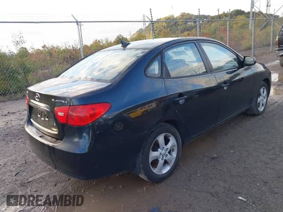 ✅ 2009 Hyundai Elantra GLS • VIN: KMHDU46D89U702169 • Lot: 43480706. Wystawiony na IAAI z przebiegiem 183 599 mil. Bezpłatny archiwum sprzedaży aukcyjnych z USA i szczegółowy raport historii pojazdu na DreamBid. Zdjęcie 4.