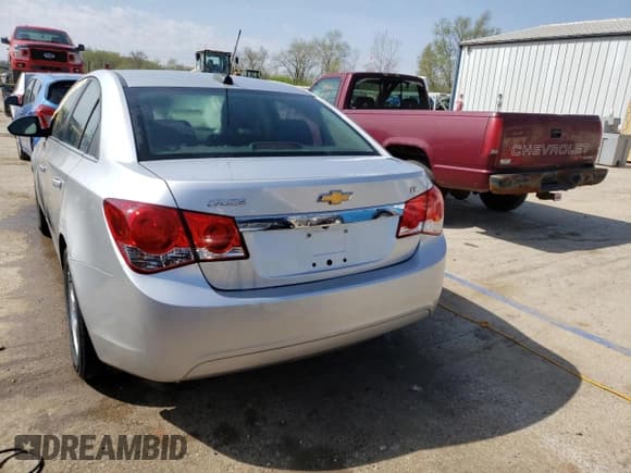 ✅ 2016 Chevrolet Cruze LT • VIN: 1G1PE5SB7G7161435 • Lot: 49105743. Listed on Copart with 61,066 mi. Free auction sales archive from the USA and detailed vehicle history report at DreamBid. Image 6.