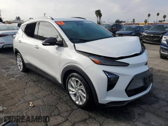 2023 Chevrolet Bolt EUV LT with VIN 1G1FY6S08P4186515, listed as a Copart auction lot 70345405 with 24,714 mi miles and Clean title. Bid and sale history available at DreamBid. Image 4.