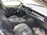 ✅ 2019 Alfa Romeo Stelvio Sport • VIN: ZASPAKAN7K7C30735 • Lot: 42815780. Wystawiony na IAAI z przebiegiem 72 014 mil. Bezpłatny archiwum sprzedaży aukcyjnych z USA i szczegółowy raport historii pojazdu na DreamBid. Zdjęcie 5.