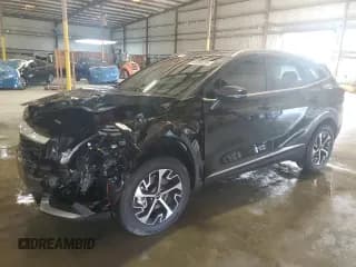 ✅ 2024 Kia Sportage EX • VIN: KNDPVCDG4R7156023 • Lot: 43968595. Listed on Copart with 5,839 mi. Free auction sales archive from the USA and detailed vehicle history report at DreamBid. Image 1.