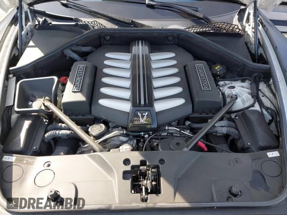 ✅ 2016 Rolls-Royce Wraith • VIN: SCA665C55GUX86000 • Лот: 43632488. Опубликован ранее на IAAI с пробегом 39 360 миль. Бесплатный доступ к архиву аукционных продаж из США и подробный отчёт об истории автомобиля на DreamBid. Изображение 10.