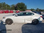 ✅ 2015 Acura TLX Technology • VIN: 19UUB1F58FA002832 • Lot: 43696862. Wystawiony na IAAI z przebiegiem 141 131 mil. Bezpłatny archiwum sprzedaży aukcyjnych z USA i szczegółowy raport historii pojazdu na DreamBid. Zdjęcie 14.