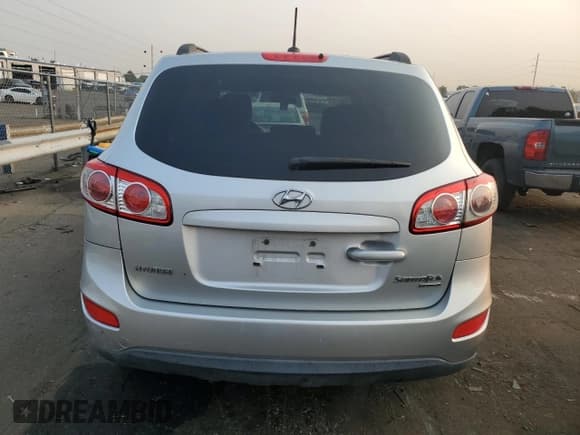 ✅ 2011 Hyundai Santa Fe GLS • VIN: 5XYZGDAB2BG038398 • Lot: 64391274. Listed on Copart with 127,770 mi. Free auction sales archive from the USA and detailed vehicle history report at DreamBid. Image 6.