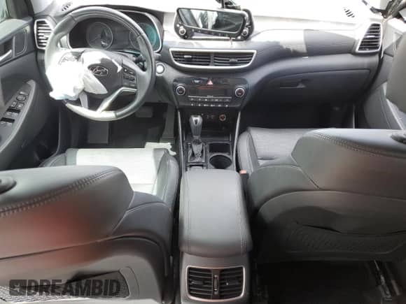 2019 Hyundai Tucson Ultimate z VIN KM8J3CAL8KU057995, wystawiony jako Copart lot #83928085 z przebiegiem 46 937 mil mil oraz Nie do naprawy • Non repairable. Historia ofert i sprzedaży dostępna na DreamBid. Obrazek 8.