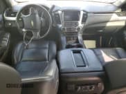 ✅ 2020 Chevrolet Suburban LT • VIN: 1GNSCHKC5LR262027 • Lot: 73973774. Wystawiony na Copart z przebiegiem Nie podano. Bezpłatny archiwum sprzedaży aukcyjnych z USA i szczegółowy raport historii pojazdu na DreamBid. Zdjęcie 8.