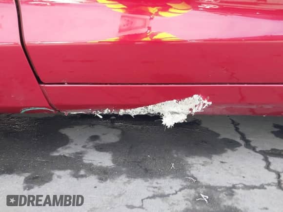 2008 Chevrolet Corvette z VIN 1G1YY26W785113535, wystawiony jako IAAI lot #43320843 z przebiegiem 61 741 mil mil oraz . Historia ofert i sprzedaży dostępna na DreamBid. Obrazek 6.