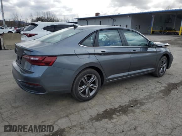 ✅ 2023 Volkswagen Jetta SE • VIN: 3VW7M7BU5PM004836 • Лот: 92294695. Опубликован ранее на Copart с пробегом 43 494 миль. Бесплатный доступ к архиву аукционных продаж из США и подробный отчёт об истории автомобиля на DreamBid. Изображение 3.