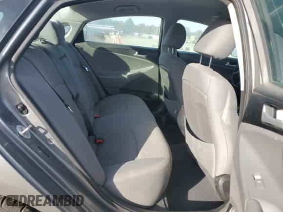 ✅ 2013 Hyundai Sonata GLS • VIN: 5NPEB4AC1DH584529 • Лот: 92196325. Опубликован ранее на Copart с пробегом 200 316 миль. Бесплатный доступ к архиву аукционных продаж из США и подробный отчёт об истории автомобиля на DreamBid. Изображение 10.