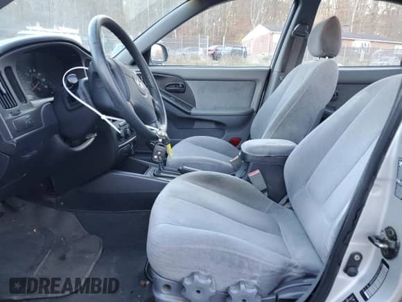 2005 Hyundai Elantra GLS z VIN KMHDN46D25U071992, wystawiony jako Copart lot #80235574 z przebiegiem 304 225 mil mil oraz Szkoda całkowita • Salvage title. Historia ofert i sprzedaży dostępna na DreamBid. Obrazek 7.