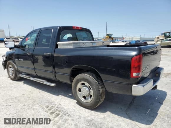 ✅ 2004 Dodge 2500 ST • VIN: 3D7KA28D94G177078 • Lot: 55917954. Wystawiony na Copart z przebiegiem 67 612 mil. Bezpłatny archiwum sprzedaży aukcyjnych z USA i szczegółowy raport historii pojazdu na DreamBid. Zdjęcie 2.