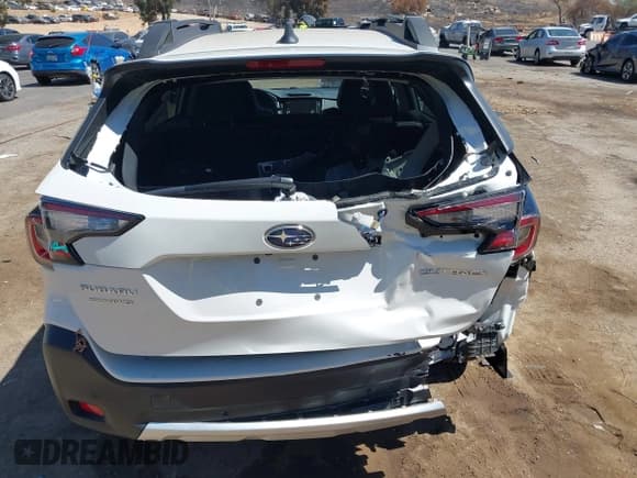 ✅ 2025 Subaru Outback Limited • VIN: 4S4BTANC5S3203634 • Лот: 43182129. Опубликован ранее на IAAI с пробегом 1 519 миль. Бесплатный доступ к архиву аукционных продаж из США и подробный отчёт об истории автомобиля на DreamBid. Изображение 6.