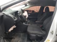 ✅ 2017 Chevrolet Cruze LT • VIN: 1G1BE5SM7H7104147 • Lot: 44147213. Listed on Copart with 150,598 mi. Free auction sales archive from the USA and detailed vehicle history report at DreamBid. Image 7.