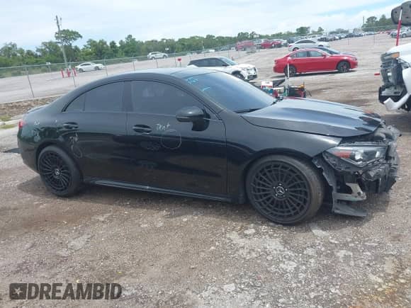 2020 Mercedes-Benz CLA 250 с VIN WDD5J4GB0LN040433, выставлен на аукционе IAAI как лот 42792524 с пробегом 62 419 миль миль и . История ставок и продаж доступна на DreamBid. Изображение 13.