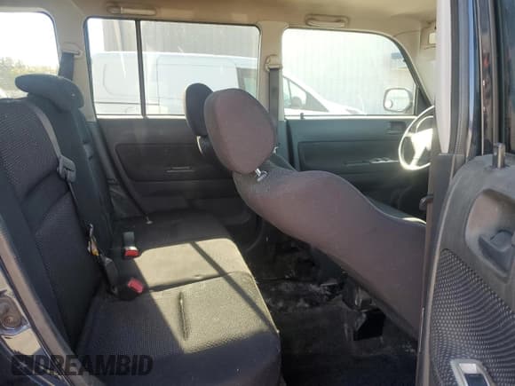 ✅ 2004 Scion xB • VIN: JTLKT334340159699 • Лот: 69099595. Опубликован ранее на Copart с пробегом 160 097 миль. Бесплатный доступ к архиву аукционных продаж из США и подробный отчёт об истории автомобиля на DreamBid. Изображение 10.