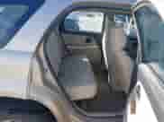 ✅ 2007 Chevrolet Equinox LS • VIN: 2CNDL13F876075251 • Lot: 43417112. Wystawiony na IAAI z przebiegiem 271 668 mil mil. Skorzystaj z bezpłatnego archiwum sprzedaży aukcyjnych z USA i zobacz szczegółowy raport historii pojazdu na DreamBid. Zdjęcie 8.