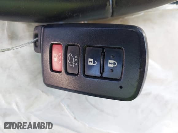 ✅ 2015 Toyota Highlander Limited • VIN: 5TDDKRFH8FS120969 • Lot: 43013279. Wystawiony na IAAI z przebiegiem 43 968 mil. Bezpłatny archiwum sprzedaży aukcyjnych z USA i szczegółowy raport historii pojazdu na DreamBid. Zdjęcie 11.