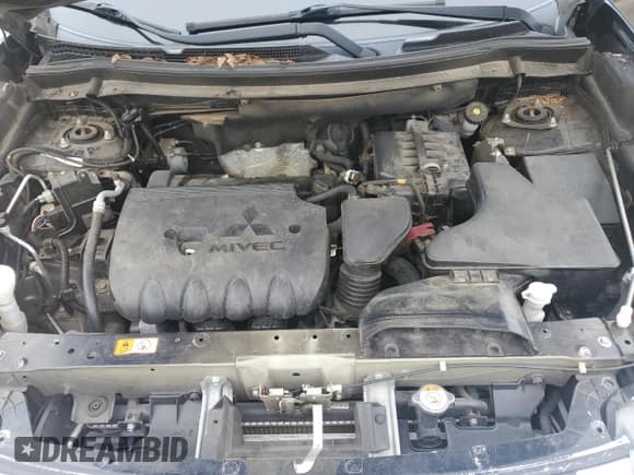 ✅ 2018 Mitsubishi Outlander ES • VIN: JA4AD2A30JZ068657 • Лот: 67416935. Опубликован ранее на Copart с пробегом 110 746 миль. Бесплатный доступ к архиву аукционных продаж из США и подробный отчёт об истории автомобиля на DreamBid. Изображение 12.