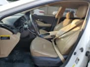 ✅ 2012 Hyundai Azera • VIN: KMHFG4JG1CA136785 • Лот: 67392545. Опубликован ранее на Copart с пробегом 165 478 миль. Бесплатный доступ к архиву аукционных продаж из США и подробный отчёт об истории автомобиля на DreamBid. Изображение 7.