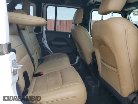 ✅ 2018 Jeep Wrangler Unlimited Moab • VIN: 1C4HJXEG7JW238666 • Лот: 80660815. Опубликован ранее на Copart с пробегом 45 660 миль. Бесплатный доступ к архиву аукционных продаж из США и подробный отчёт об истории автомобиля на DreamBid. Изображение 11.