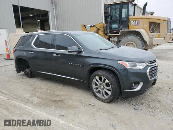 ✅ 2019 Chevrolet Traverse Premier • VIN: 1GNEVKKW5KJ142904 • Lot: 82601995. Wystawiony na Copart z przebiegiem 100 116 mil. Bezpłatny archiwum sprzedaży aukcyjnych z USA i szczegółowy raport historii pojazdu na DreamBid. Zdjęcie 4.