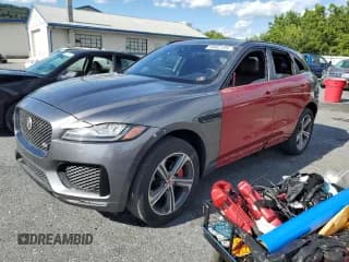 ✅ 2018 Jaguar F-Pace S • VIN: SADCM2FV0JA299408 • Lot: 69862135. Wystawiony na Copart z przebiegiem 82 138 mil. Bezpłatny archiwum sprzedaży aukcyjnych z USA i szczegółowy raport historii pojazdu na DreamBid. Zdjęcie 1.