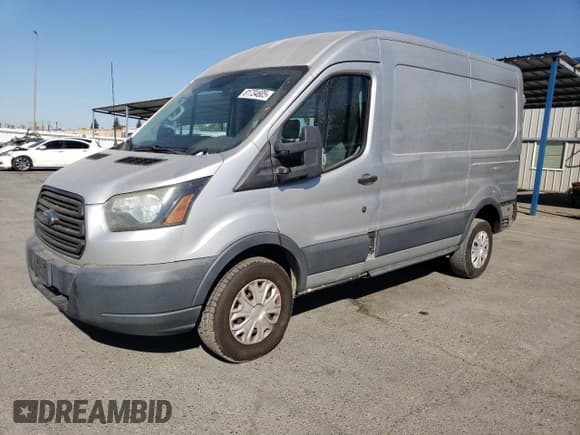 ✅ 2015 Ford Transit Cargo • VIN: 1FTNR1CM6FKA51595 • Лот: 81734605. Опубликован ранее на Copart с пробегом 65 811 миль. Бесплатный доступ к архиву аукционных продаж из США и подробный отчёт об истории автомобиля на DreamBid. Изображение 1.