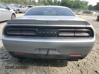 ✅ 2018 Dodge Challenger T/A • VIN: 2C3CDZBT8JH211655 • Lot: 66379664. Wystawiony na Copart z przebiegiem 61 667 mil. Bezpłatny archiwum sprzedaży aukcyjnych z USA i szczegółowy raport historii pojazdu na DreamBid. Zdjęcie 6.